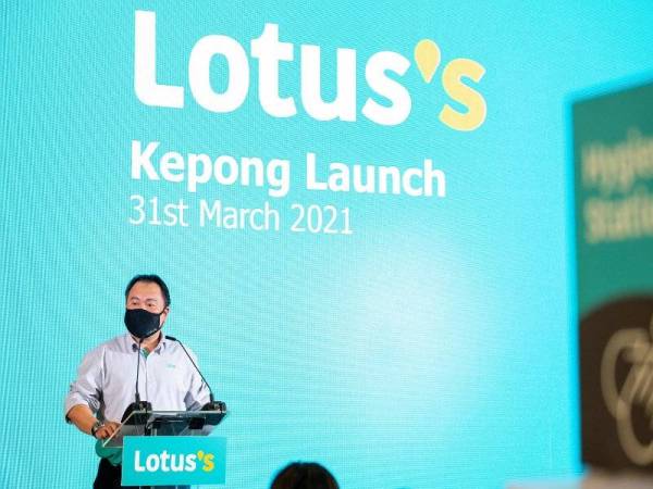 Kenneth berucap pada pelancaran Lotus's Malaysia cawangan perdana pertama di Kepong pada Rabu.