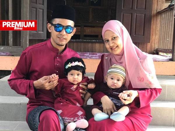 Zairi Anuar dan Nurfidiamil bersama bayi kembar mereka, Ziya Nurjannah dan Zarif Naufal ketika berusia empat bulan.