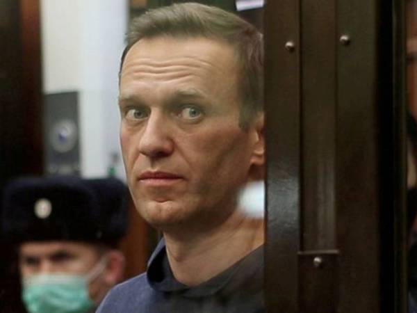 Navalny kini meringkuk di dalam penjara koloni selepas disabit bersalah dengan tuduhan penggelapan wang di bawah kes yang dikemukakan pada 2014. - Foto Agensi