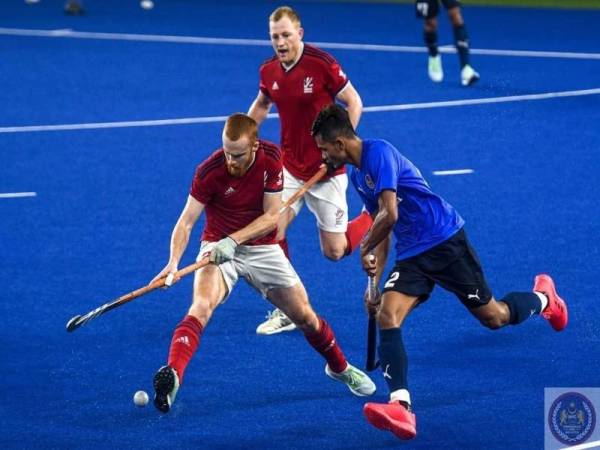 Antara aksi menarik pertemuan Speedy Tigers menetang Great Britain dalam aksi persahabatan antarabangsa di Stadium Hoki Nasional Bukit Jalil pada Isnin. Foto: Malaysian Hockey Confederation