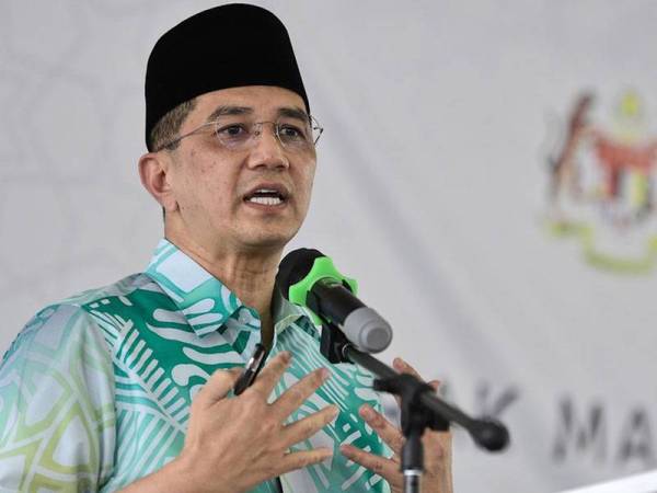 Mohamed Azmin Ali - Foto Bernama