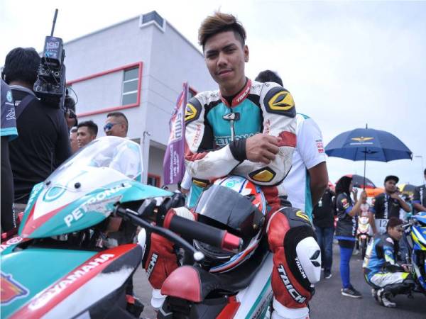 Kasma Daniel berpeluang menimba pengalaman berharga dengan jentera Yamaha YZF-R1M sempena MSBK Open Track Day yang diadakan di SIC hujung minggu ini.