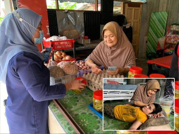 Siti Zubaidah menjalankan perniagaan jeruk bagi menampung keperluan Athirah yang terlantar akibat menghidap penyakit cerebral palsy.