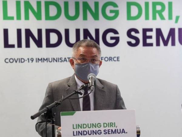 Dr Adham ketika sidang media mengenai perkembangan Program Imunisasi Covid-19 Kebangsaan selepas mesyuarat Jawatankuasa Khas Jaminan Akses Bekalan Vaksin Covid-19 pada Isnin.