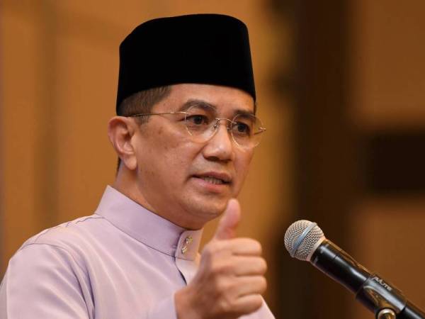 Mohamed Azmin - Foto Bernama