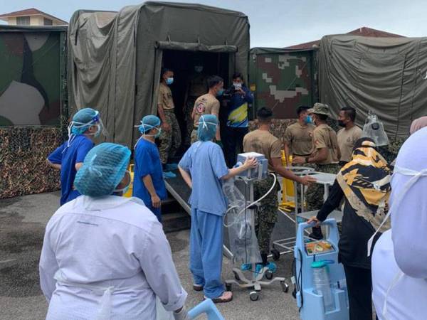 Unit Rawatan Rapi Lapangan (Field ICU) yang dibangunkan Angkatan Tentera Malaysia (ATM) di Hospital Kepala Batas (HKB) dijangka beroperasi Isnin ini.