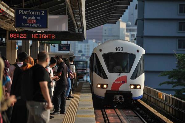 Operasi LRT laluan Kelana Jaya dijangka kembali normal ...