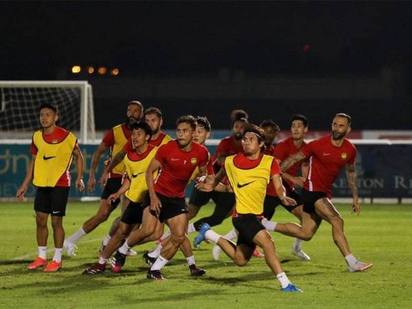 Pemain Harimau Malaya giat menjalani latihan sebagai persiapan mengharungi baki Kelayakan Piala Dunia 2022/Piala Asia 2023 3 pada Jun ini.