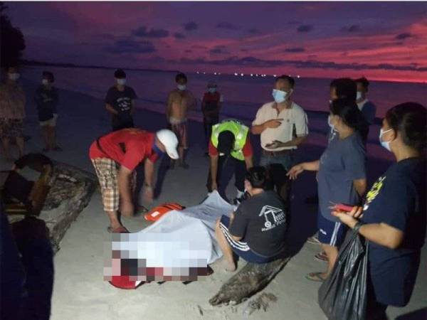 Mangsa dibawa ke tepi pantai sebelum disahkan meninggal dunia dalam kejadian di Kampung Batu Linting, Menumbok.