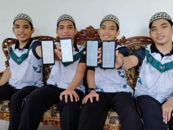 Amir Mutaqim, Aniq Mutaqim, Abid Mutaqim dan Adib Mutaqim memperoleh keputusan cemerlang dalam peperiksaan SPM 2020.