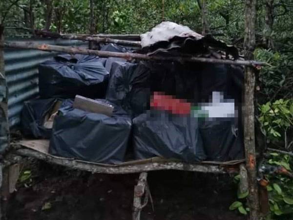 Pelbagai jenis jenama rokok dipercayai diseludup dari negara jiran disembunyikan di sebuah pondok kecil kawasan hutan bakau di Kampung Puyut, Lahad Datu.