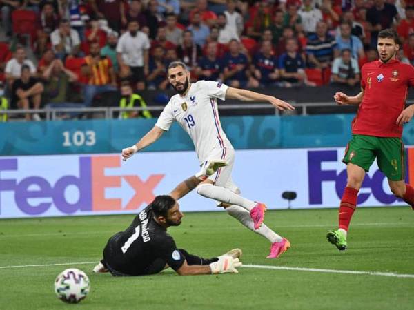 Benzema menjaringkan gol kedua Perancis, setelah menewaskan penjaga gol Portugal, Rui Patricio pada perlawanan berkenaan.