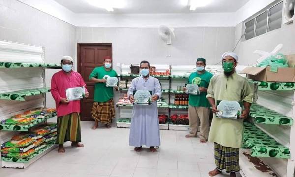 Pengurusan Masjid Kampung Panching memaklumkan pembukaan kiosk foodbank di masjid itu.