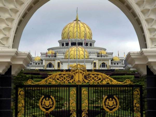 Istana Negara. 