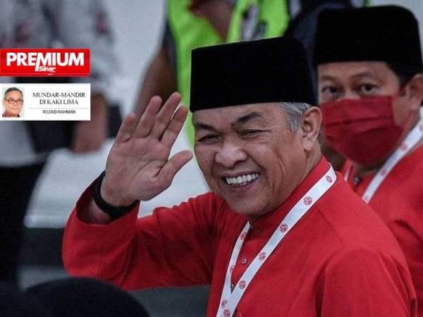 Tunda pemilihan UMNO selama 18 bulan akan membawa beberapa senario antaranya memanjangkan tempoh kepimpinan Datuk Seri Dr Ahmad Zahid 