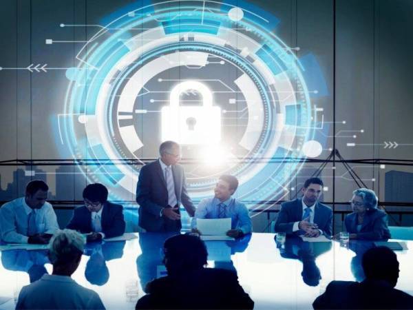 Malaysia berjaya meletakkan nama antara 10 negara teratas mempunyai komitmen tinggi dalam bidang keselamatan siber menerusi laporan Global Cybersecurity Index 2020 yang dijalankan ITU. - Gambar hiasan 123RF