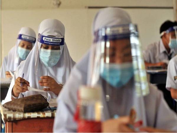 Seramai 741 calon mendapat PNGK 4.00 dalam Sijil Tinggi Persekolahan Malaysia (STPM) 2020. 