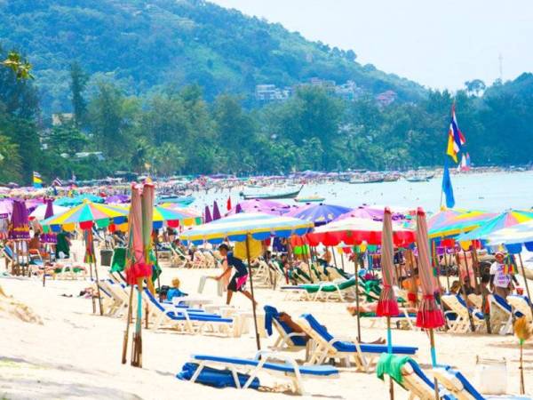 Thailand menjangkakan kira-kira 100,000 pelancong asing akan mengunjungi Phuket pada suku ketiga tahun ini. - Foto 123RF