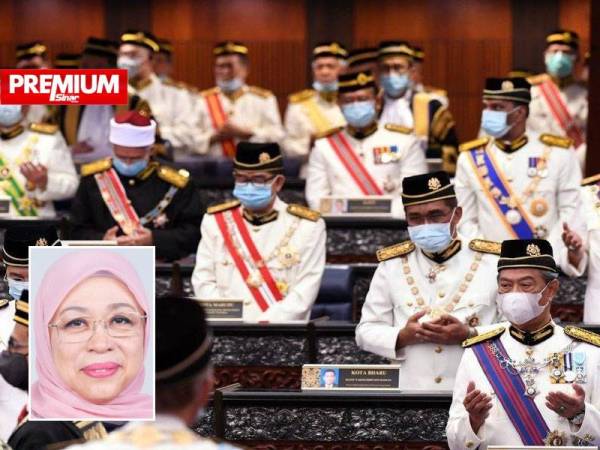 Sekiranya kerajaan PN tumbang, Muhyiddin (kanan, depan) berkemungkinan meletak jawatan sekiranya dirasakan perlu dengan perkenan Yang di-Pertuan Agong atau ahli Parlimen mengemukakan SD menarik sokongan terhadap beliau. Gambar kecil: Shamrahayu