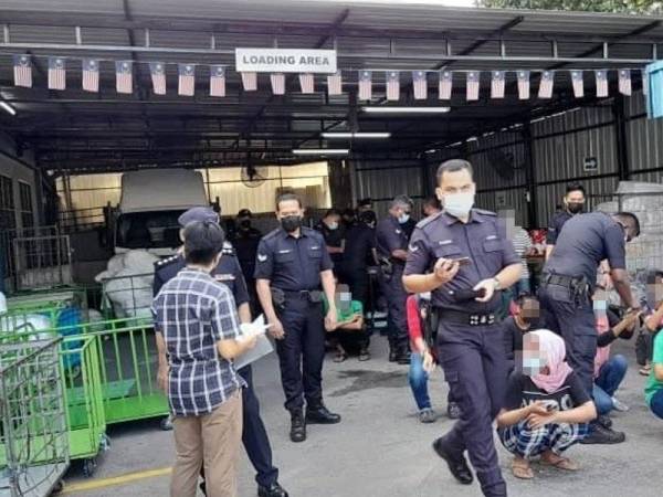 Operasi pematuhan SOP dijalankan MBSJ bersama PDRM pada Rabu lalu.