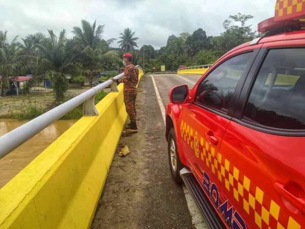 Banjir Di Raub Mulai Surut