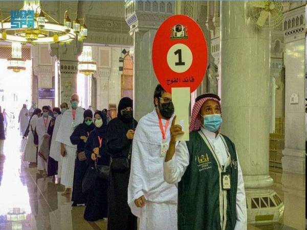 Kumpulan pertama jemaah haji tiba untuk mengerjakan tawaf al-Qudum pada Sabtu. - Foto Agensi