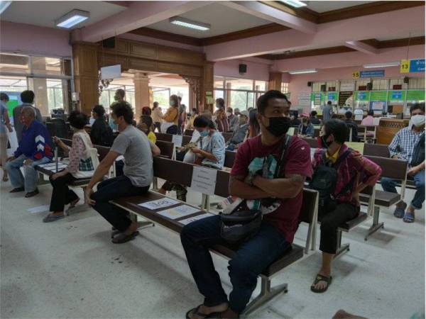 Meskipun langkah sekatan lebih ketat dikuatkuasa, kes Covid-19 di Thailand terus mencatat rekod tertinggi pada Rabu. Gambar hiasan. - Foto 123RF