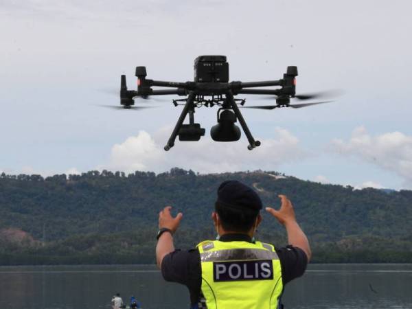 PDRM bakal guna 16 unit dron kuasa bateri berkuasa tinggi bagi penugasan libat pemantauan kawasan sempadan. - Gambar hiasan