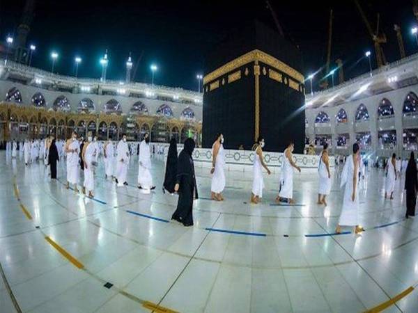 Arab Saudi membenarkan lebih 20,000 jemaah mengerjakan ibadat umrah dalam tempoh beberapa hari lagi. - Foto Getty Images