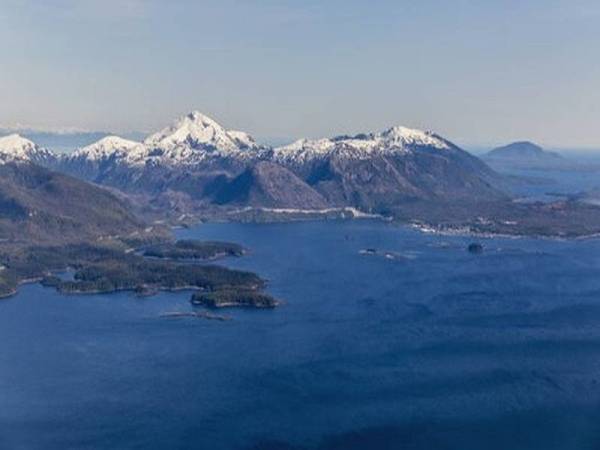 Sebuah pesawat ringan terhempas di Ketchikan, Alaska pada Khamis sehingga melibatkan enam orang terkorban. - Foto Agensi