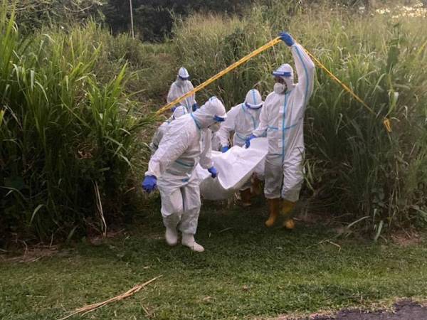 Mayat mangsa dibawa keluar dari lokasi kejadian dan dihantar ke Hospital Tuaran untuk tindakan lanjut.