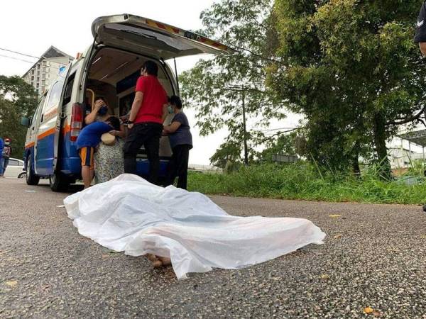 Kanak-kanak lelaki yang ditemui lemas selepas mandi dalam longkang besar di Bandar Baru Uda, Johor Bahru pada Khamis.