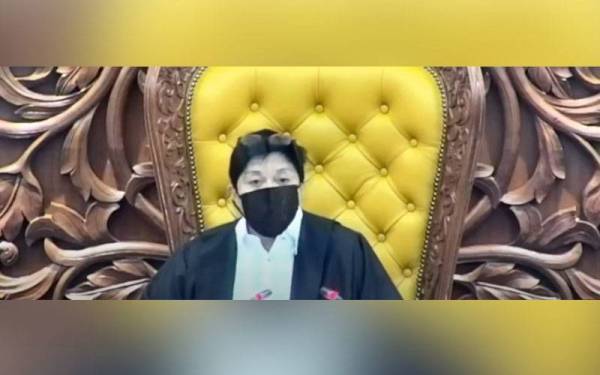 Azalina sahkan beliau telah meletakkan jawatan sebagai Timbalan Yang Dipertua Dewan Rakyat pada 23 Ogos lalu.