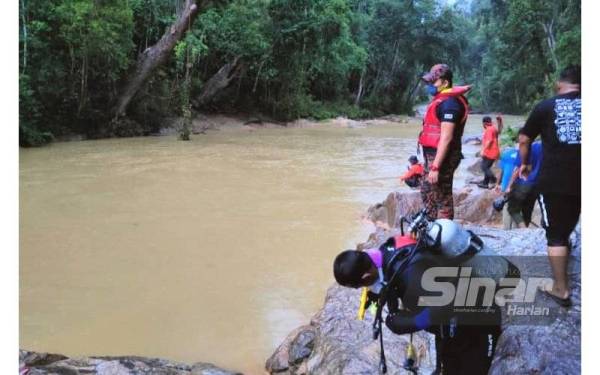 Operasi mencari dan menyelamat mangsa yang hilang ketika memancing di Jeram Mawar berhampiran Kampung Air Putih, Kemaman diteruskan pada Rabu.