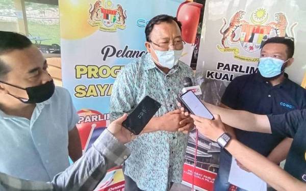 Eddin Syazlee ketika ditemui pada Program Rasa Sayang Coway bersama Parlimen Kuala Pilah di Surau Kampung Gemuroh pada Ahad.