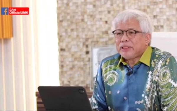 Datuk Hussamuddin Yaacub berucap ketika Pelancaran Pelan Strategik UMK 2021-2025 yang diadakan secara dalam talian menerusi Facebook Rasmi UMK. PHOTO: UMK