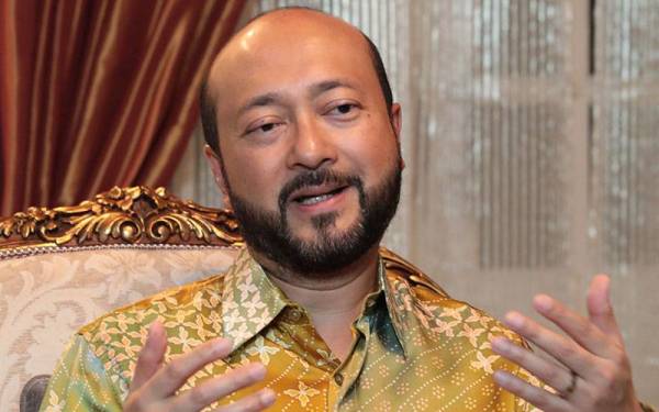 Mukhriz