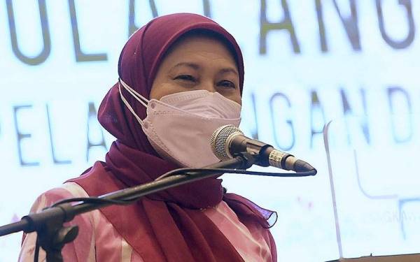 Menteri Pelancongan, Seni dan Budaya Datuk Seri Nancy Shukri -Foto Bernama