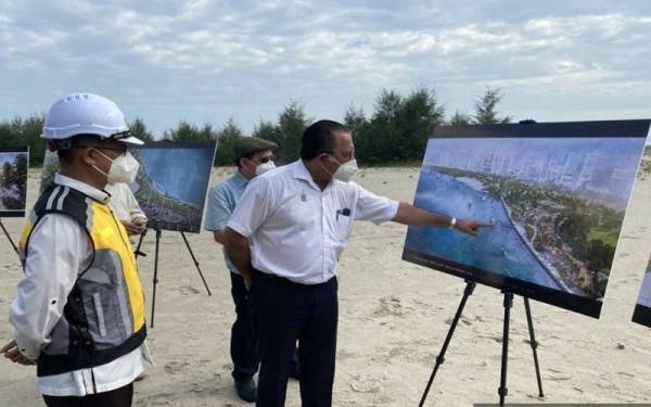 Kerja-kerja pembinaan projek Gurney Wharf bernilai RM176 juta di sini dijangka bermula pada akhir tahun ini, kata Jagdeep Singh Deo. - Foto Bernama