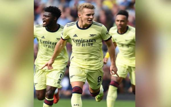 Ødegaard pacu kemenangan Arsenal di Turf Moor.- Foto Arsenal FC