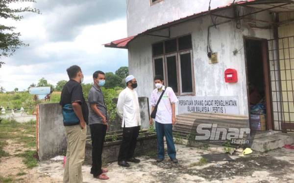 Inilah bangunan serba daif digunakan Pertis Kelantan yang terletak di atas tanah yang dipinjamkan oleh MAIK di Beris Kubur Besar.