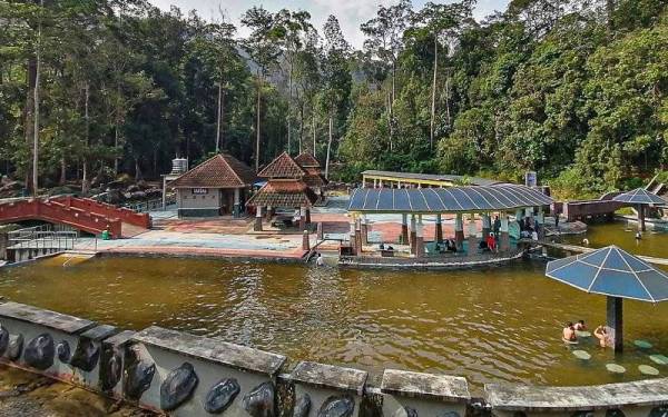 Penutupan itu dilakukan susulan laporan berlakunya penularan wabak Covid-19, rotavirus dan leptospirosis atau kencing tikus di lokasi. Foto: Sumber Internet