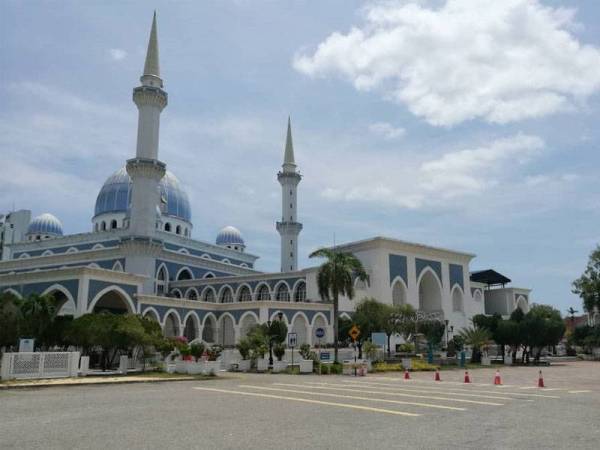 Masjid Negeri Sultan Ahmad Shah 1, Kuantan, Pahang.