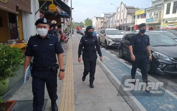 Pihak polis sentiasa menjalankan rondaan di sekitar kawasan tumpuan di bandar Klang.