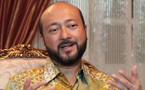 Mukhriz