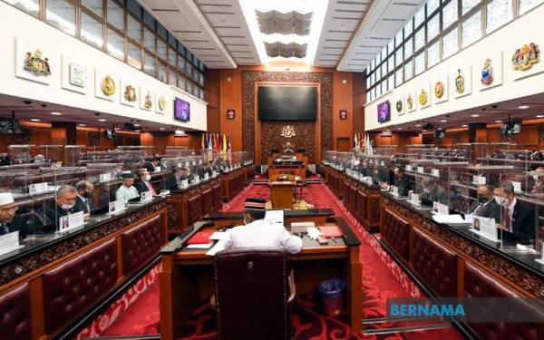 Dewan Negara pada Isnin meluluskan Usul Menjunjung Kasih Titah Yang di-Pertuan Agong ketika merasmikan pembukaan Penggal Keempat Parlimen ke-14 pada 13 September lepas​​​​​. Foto fail bernama