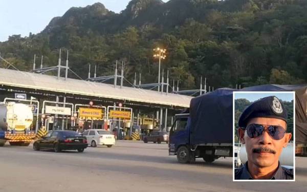 Aliran trafik di Plaza Tol Gombak, Selangor berjalan lancar pada petang Jumaat. Gambar kecil: Azman Shari'at