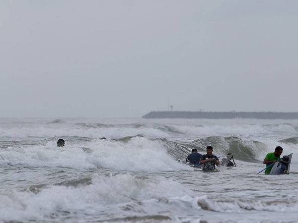 JPBM telah kenal pasti enam negeri untuk diberikan perhatian khusus dalam hadapi Monsun Timur laut atau bencana banjir yang dijangka bermula Oktober hingga Mac 2022. - Foto fail Bernama