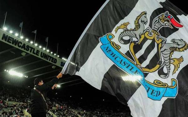 Timbul kebimbangan pemilik baharu Newcastle United akan menandatangani perjanjian menguntungkan dengan syarikat milik Arab Saudi. - Foto FB Newcastle United