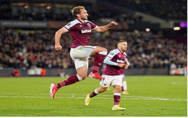 Dawson ketika meraikan jaringan pertama The Hammers dalam perlawanan di London. FOTO: West Ham United. 